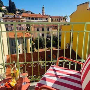 Lavender Room Single Balcony